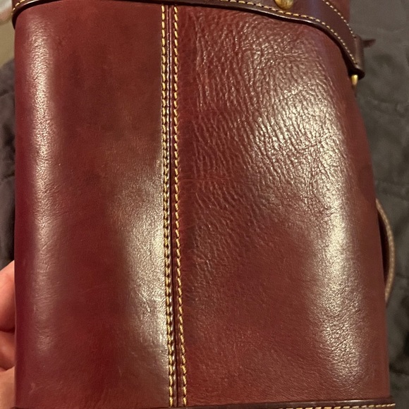 Dooney & Bourke Florentine LARGE Satchel in burgundy color EUC - Picture 12 of 13